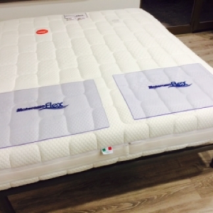 MATERASSO MOD. ORIGINE: innovativo a tre strati ad onda, MEMORY, WATERLILY ED ERGOLATTEX